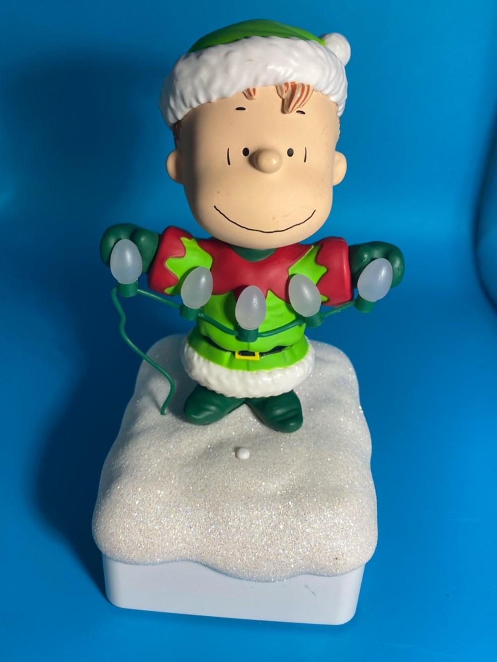 Hallmark Peanuts Christmas Lights & Music Show 2015 - works